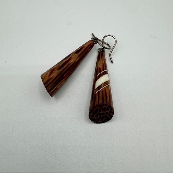 Wooden earrings - Picture 2 of 2